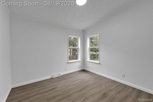 36085 Wick Road, Romulus, MI 48174