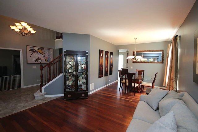 9668 Rainsford Drive, Huntley, IL 60142