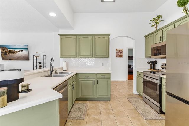 10342 PLEASANT VIEW DRIVE, Leesburg, FL 34788
