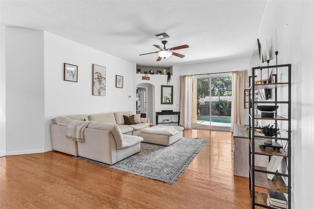 10342 PLEASANT VIEW DRIVE, Leesburg, FL 34788