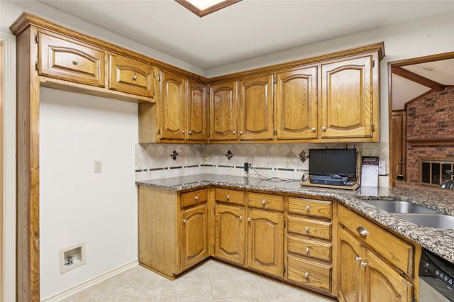 1312 Tiffany Lane, Commerce, TX 75428