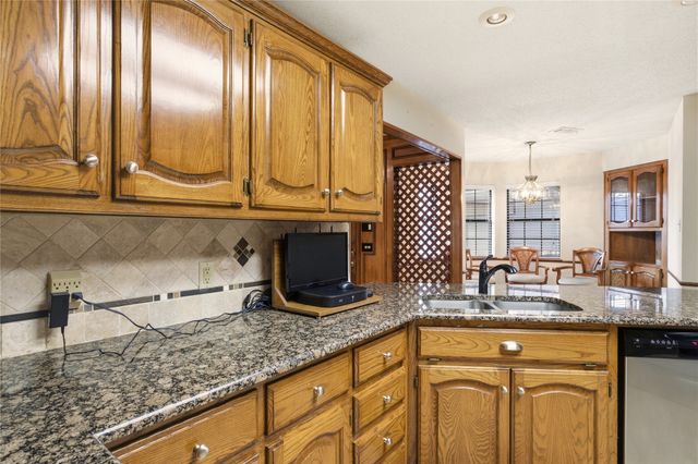 1312 Tiffany Lane, Commerce, TX 75428