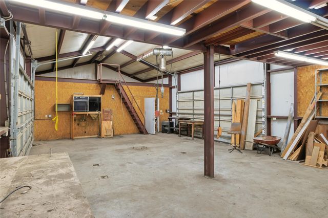 1312 Tiffany Lane, Commerce, TX 75428