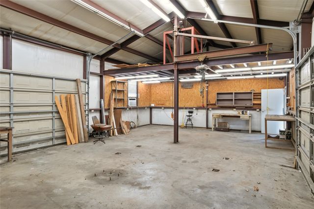 1312 Tiffany Lane, Commerce, TX 75428