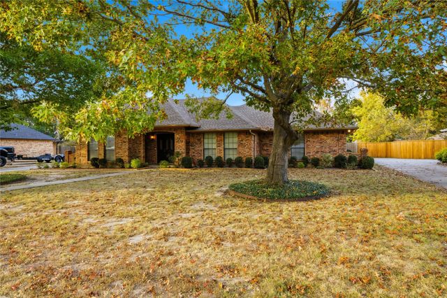 1312 Tiffany Lane, Commerce, TX 75428
