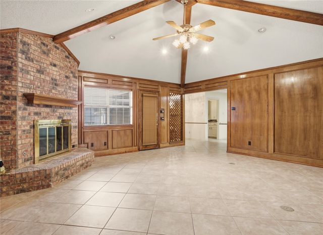 1312 Tiffany Lane, Commerce, TX 75428