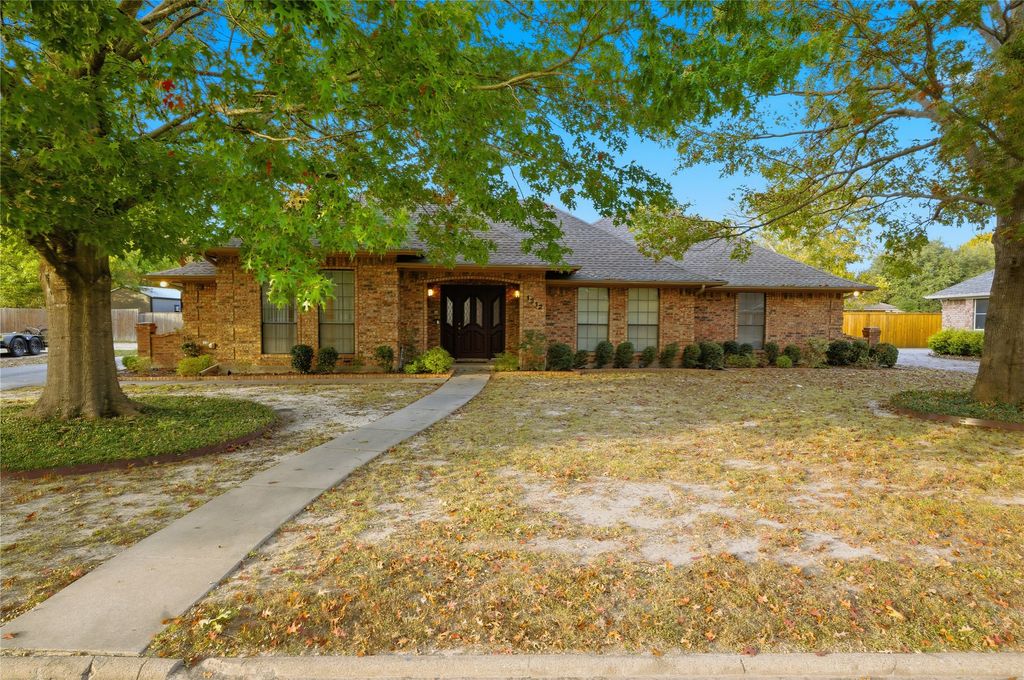 1312 Tiffany Lane, Commerce, TX 75428