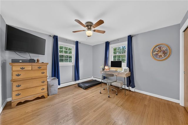 7 Englewood Road, Coventry, RI 02816