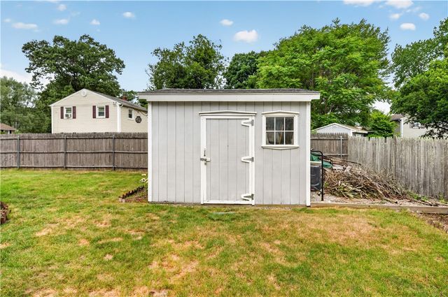 7 Englewood Road, Coventry, RI 02816