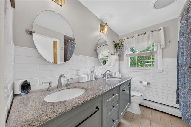 7 Englewood Road, Coventry, RI 02816