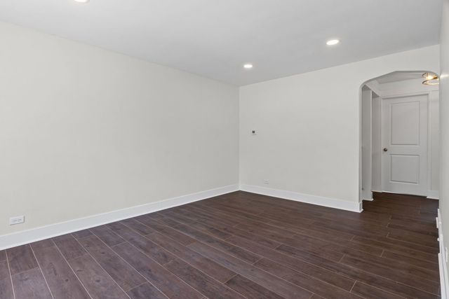 3011 N Oak Park Avenue, Chicago, IL 60634