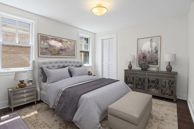 3011 N Oak Park Avenue, Chicago, IL 60634