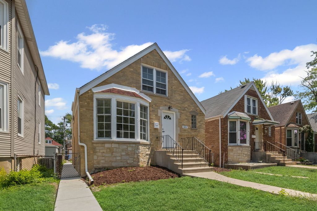 3011 N Oak Park Avenue, Chicago, IL 60634