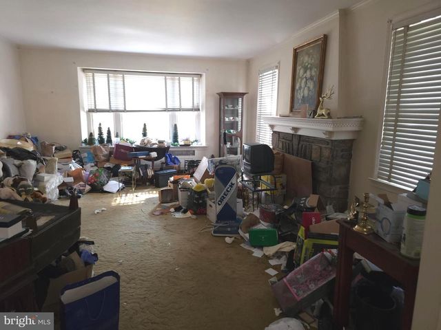 988 ALLENGROVE ST, Philadelphia, PA 19124