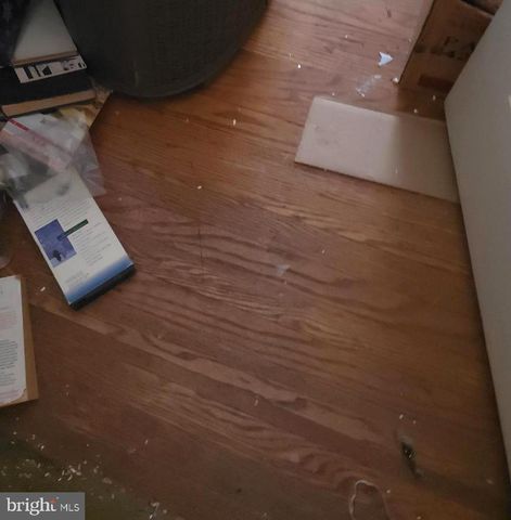 988 ALLENGROVE ST, Philadelphia, PA 19124