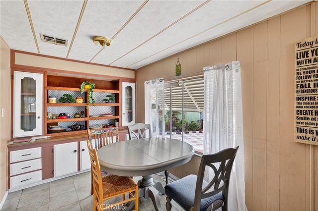 339 Altura Dr., Perris, CA 92570