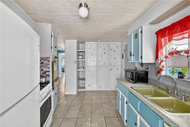 339 Altura Dr., Perris, CA 92570