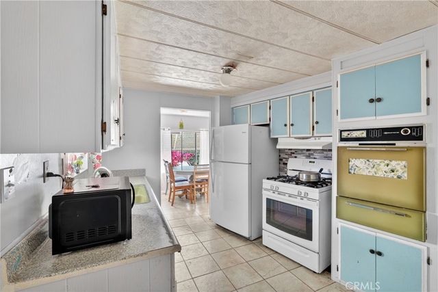 339 Altura Dr., Perris, CA 92570