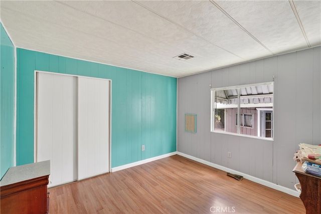 339 Altura Dr., Perris, CA 92570