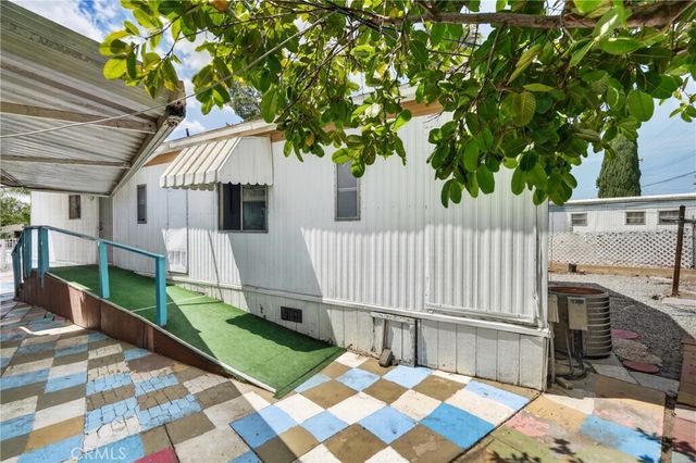 339 Altura Dr., Perris, CA 92570