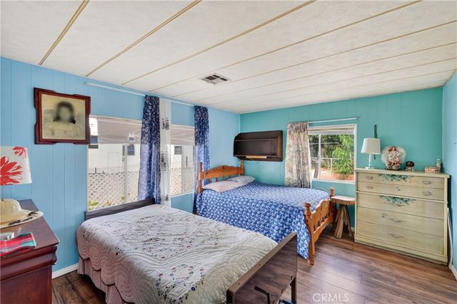 339 Altura Dr., Perris, CA 92570