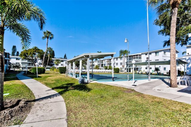 1815 SUNNY DRIVE E21, Bradenton, FL 34207