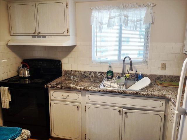 1815 SUNNY DRIVE E21, Bradenton, FL 34207