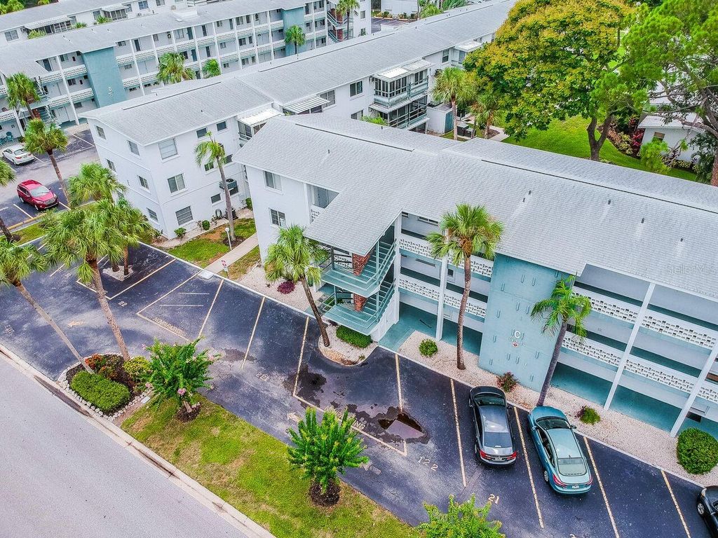 1815 SUNNY DRIVE E21, Bradenton, FL 34207
