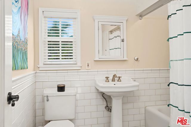 644 N Cherokee Avenue, Los Angeles, CA 90004