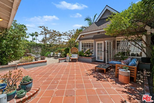 644 N Cherokee Avenue, Los Angeles, CA 90004