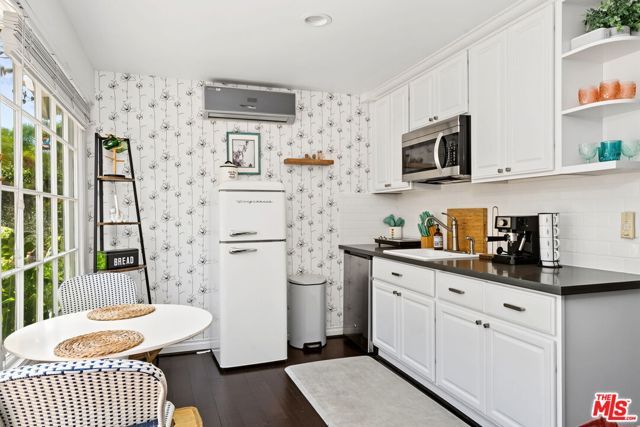 644 N Cherokee Avenue, Los Angeles, CA 90004