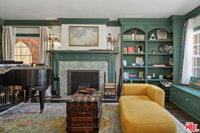 644 N Cherokee Avenue, Los Angeles, CA 90004
