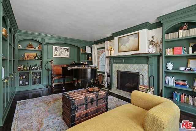 644 N Cherokee Avenue, Los Angeles, CA 90004