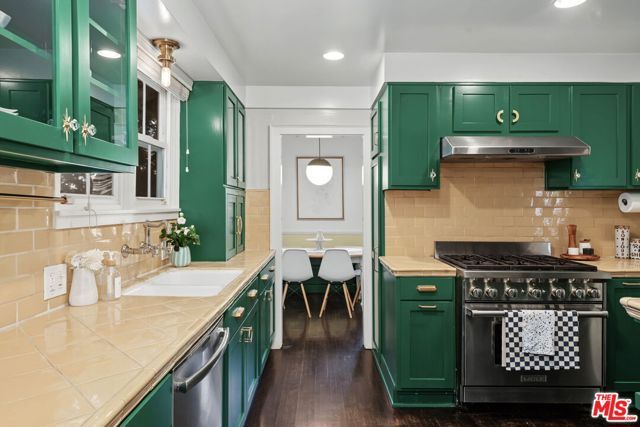 644 N Cherokee Avenue, Los Angeles, CA 90004