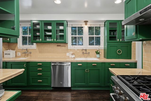 644 N Cherokee Avenue, Los Angeles, CA 90004