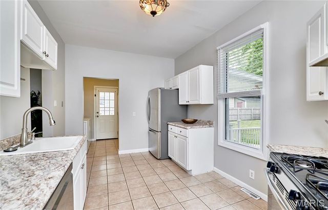 225 Houston Street, St Charles, MO 63301