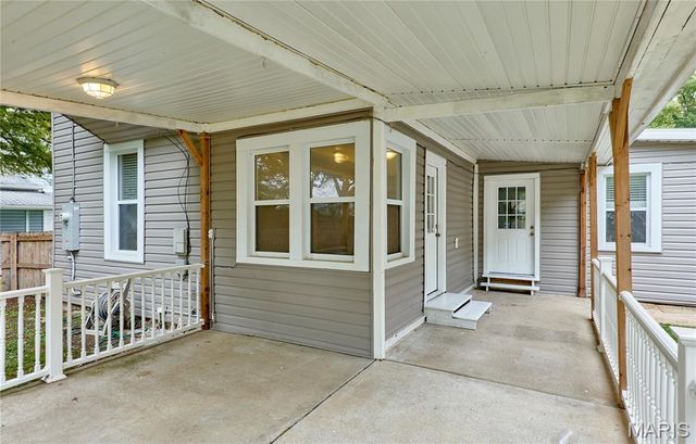 225 Houston Street, St Charles, MO 63301