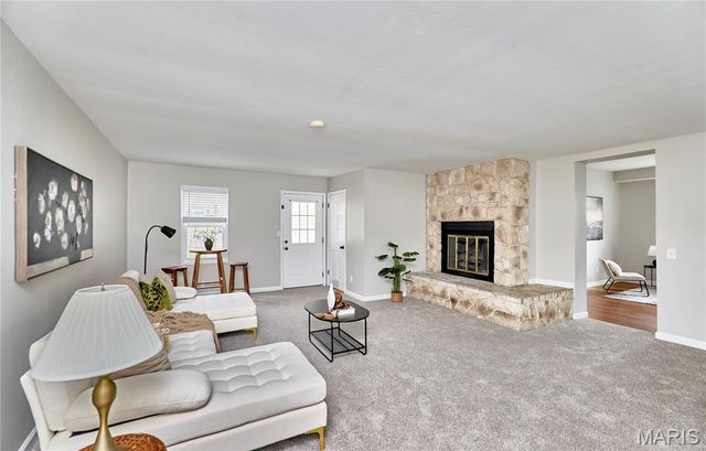 225 Houston Street, St Charles, MO 63301