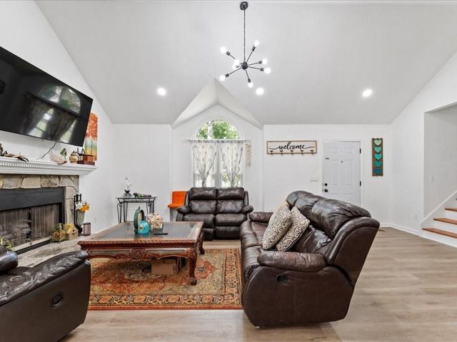 2723 Horseshoe Creek SW Drive, Marietta, GA 30064