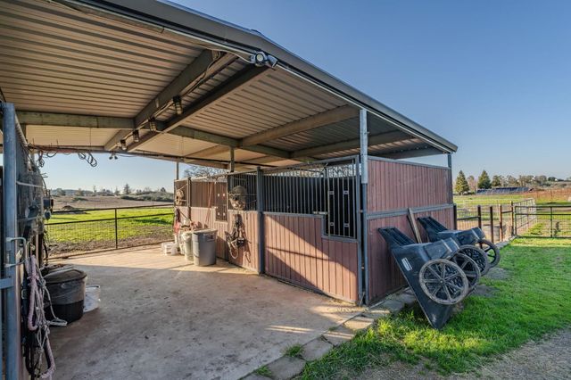 267 Breaker Way, Burson, CA 95225