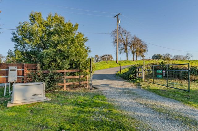 267 Breaker Way, Burson, CA 95225