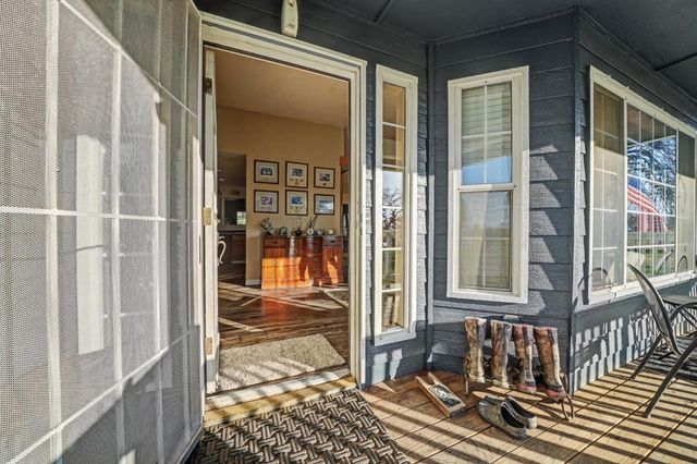 267 Breaker Way, Burson, CA 95225