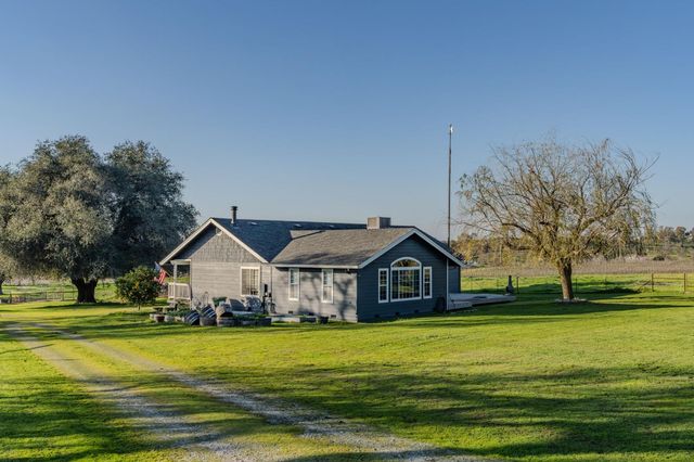 267 Breaker Way, Burson, CA 95225