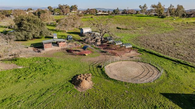 267 Breaker Way, Burson, CA 95225