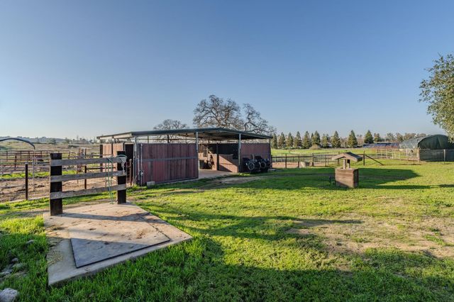 267 Breaker Way, Burson, CA 95225