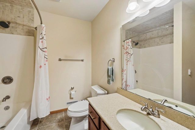 738 8th Street, Prairie Du Sac, WI 53578