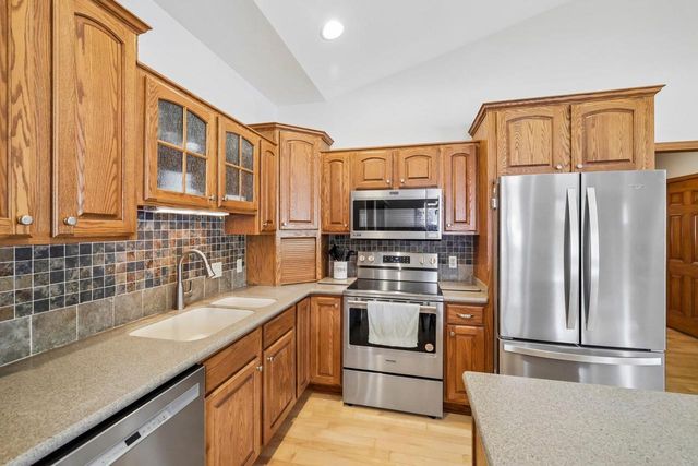738 8th Street, Prairie Du Sac, WI 53578