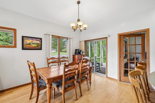 738 8th Street, Prairie Du Sac, WI 53578