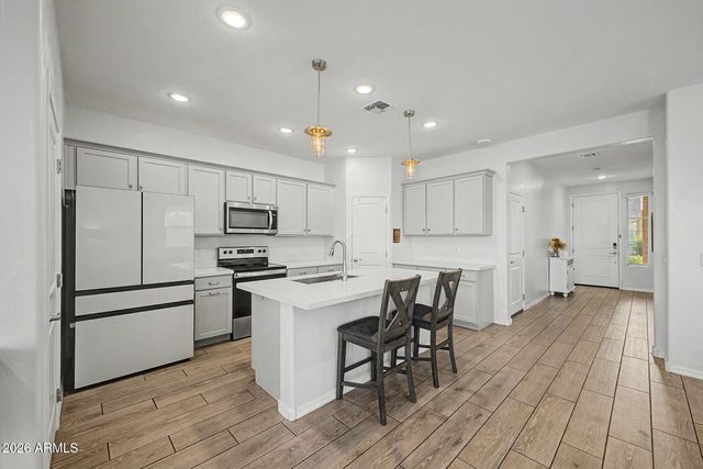915 S 151ST Lane, Goodyear, AZ 85338