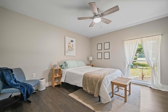 39 9th Street, Shalimar, FL 32579